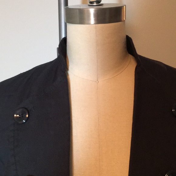 Little black jacket - Picture 4 of 12